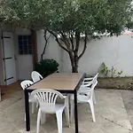 Holiday home Maison A La Gueriniere, Proche Plage, Pour 6 Personnes Avec Wifi - Fr-1-823-25