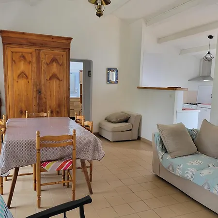 Σπίτι διακοπών Maison A La Gueriniere, Proche Plage, Pour 6 Personnes Avec Wifi - Fr-1-823-25 *