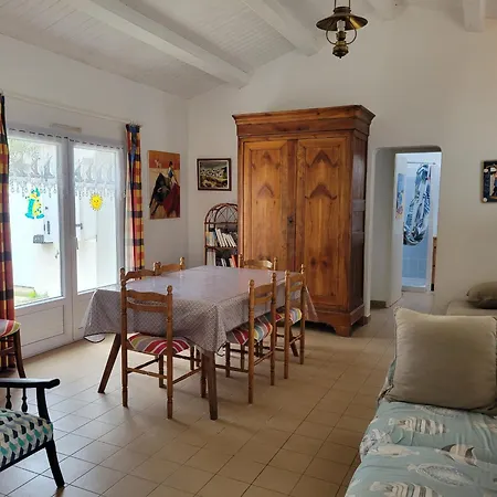 Maison A La Gueriniere, Proche Plage, Pour 6 Personnes Avec Wifi - Fr-1-823-25 Holiday home